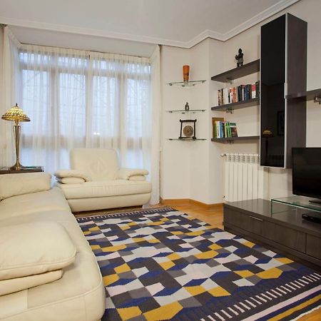 Apartamento De La Casona De Riomera โอเบียโด ภายนอก รูปภาพ