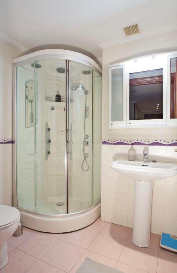 Apartamento De La Casona De Riomera โอเบียโด ภายนอก รูปภาพ