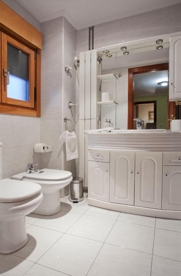 Apartamento De La Casona De Riomera โอเบียโด ภายนอก รูปภาพ